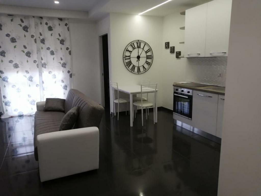 Grotticelle'S House & Luxury Room Syracuse ภายนอก รูปภาพ